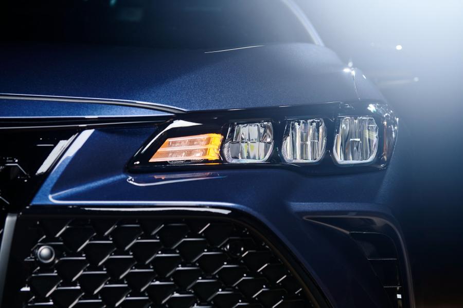 Детали экстерьера Toyota Avalon XSE 2018 года  (фото 6 из 28)